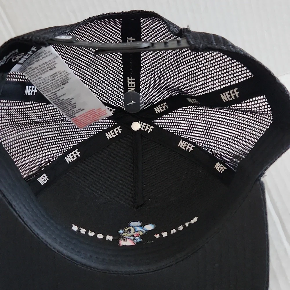 Disney Neff Mickey Mouse Adjustable Trucker Hat